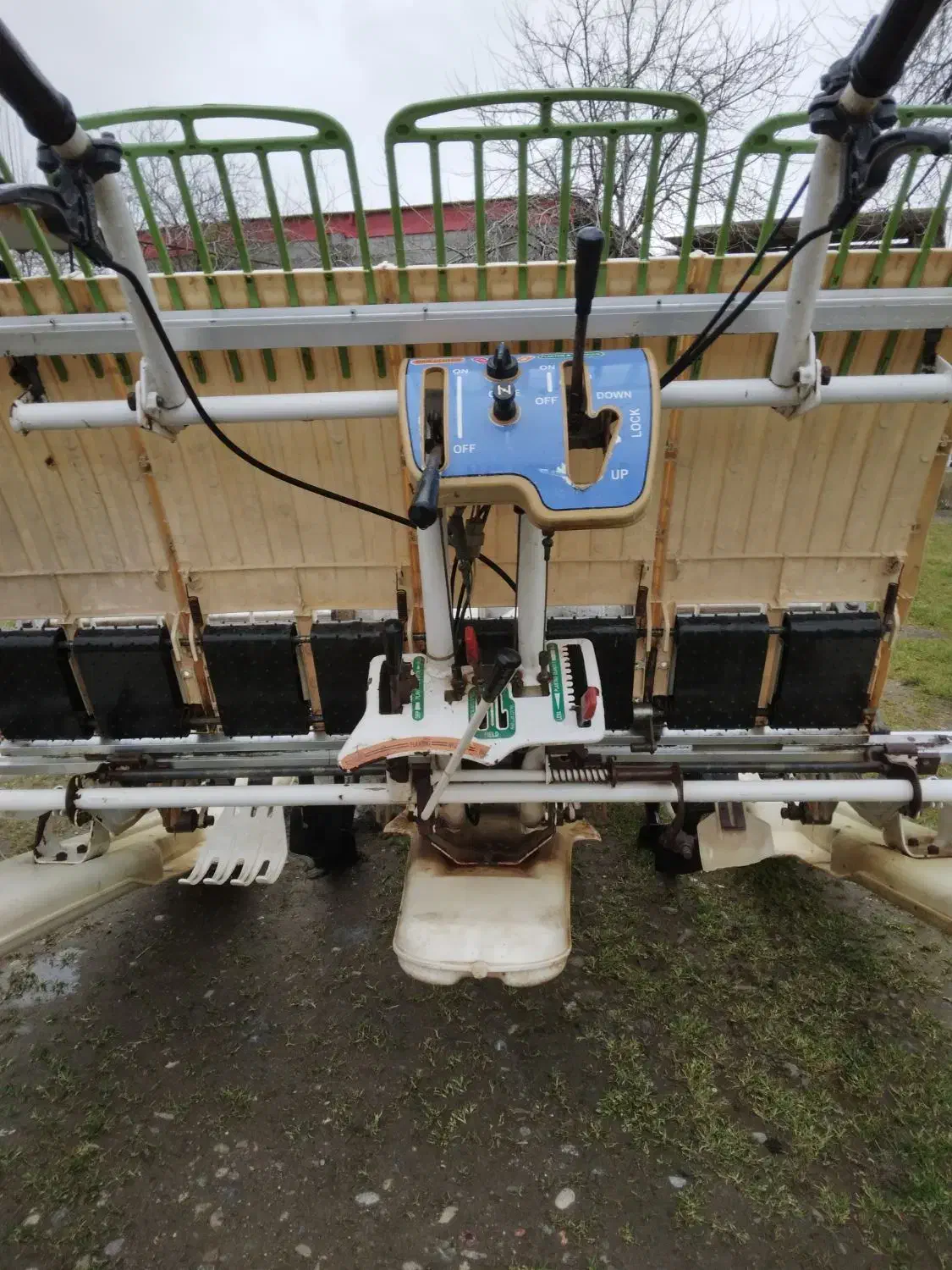 دستگاه|ماشین‌آلات صنعتی|تولم شهر, |دیوار