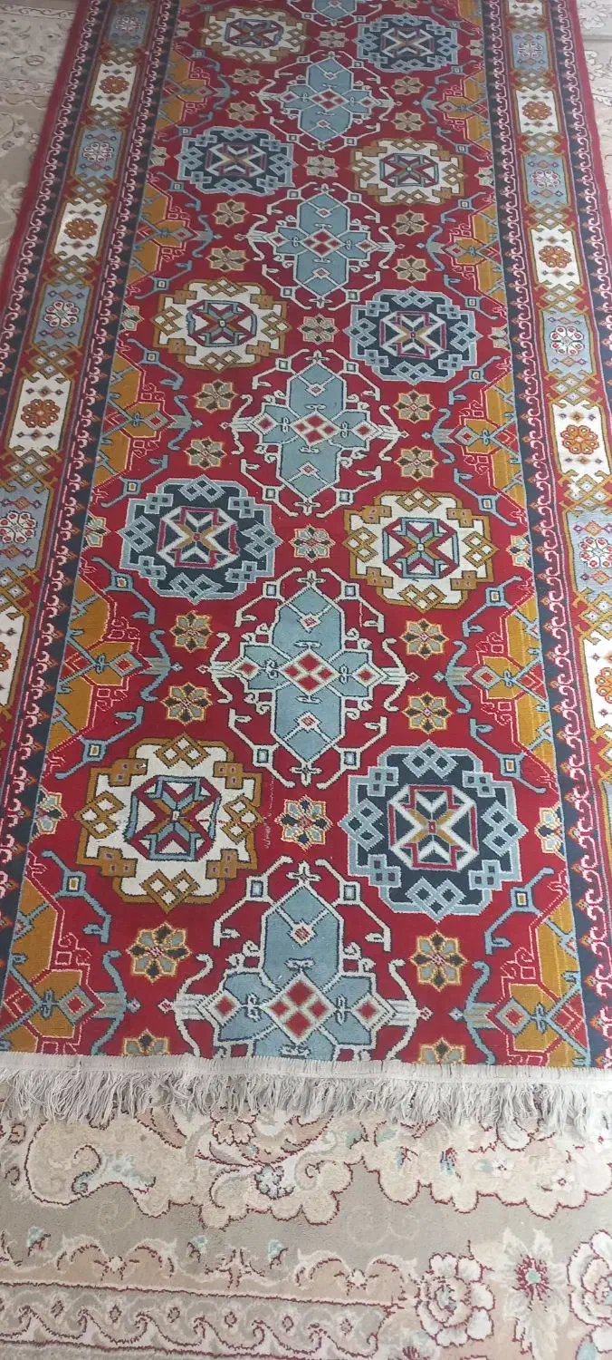 فرش کناره|فرش|شیراز, شریف‌آباد|دیوار