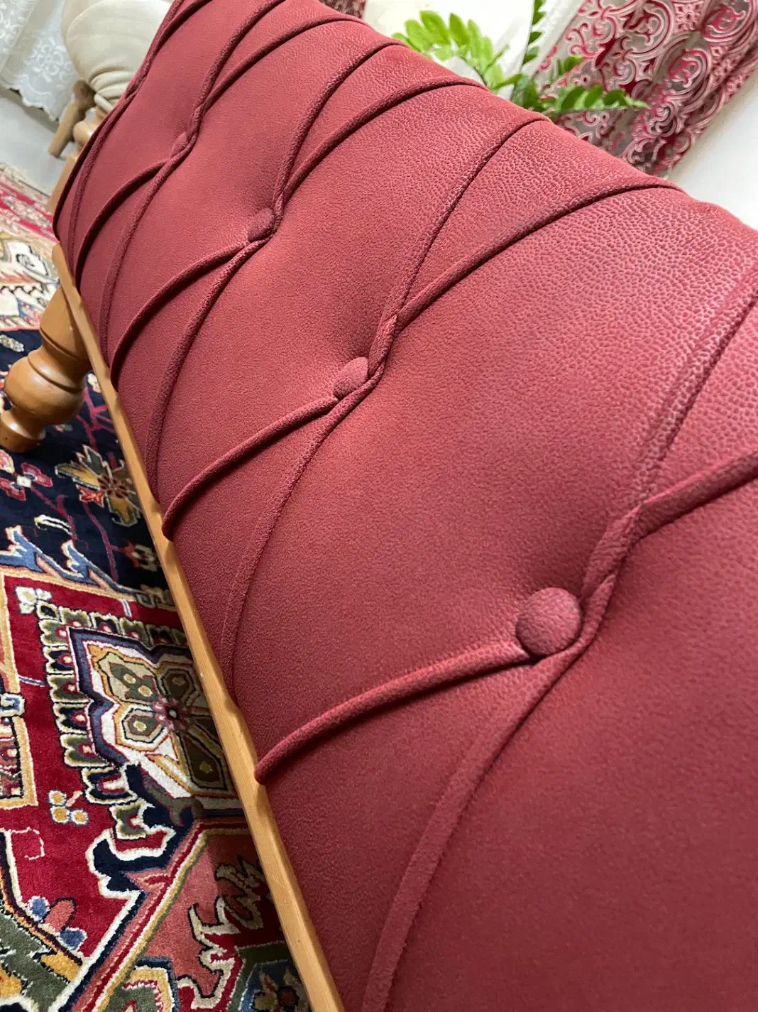 پاف و میز وسط‌ مبلمان|مبلمان خانگی و میز عسلی|گلپایگان, |دیوار