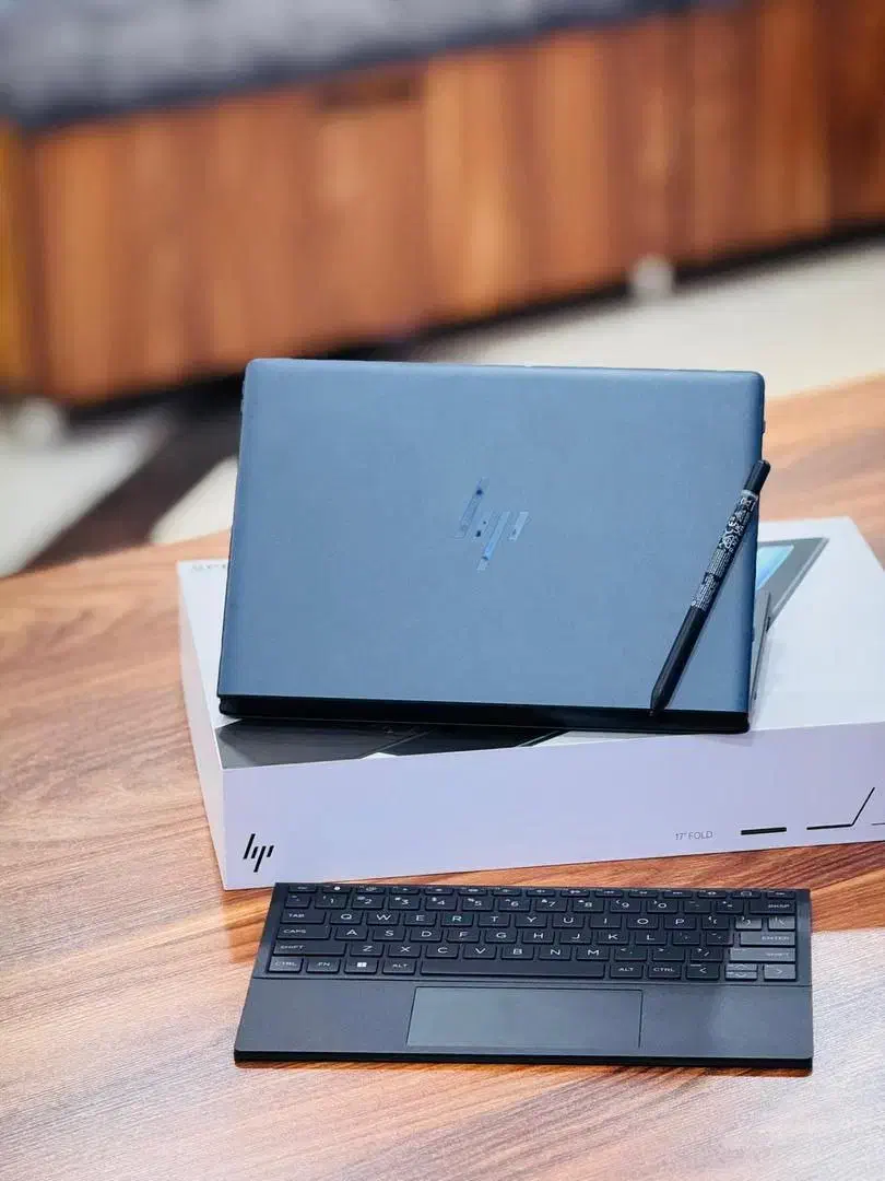 HP Spectre Foldable 17 شرایط اقتصادی ویژه|رایانه همراه|قم, صفائیه|دیوار