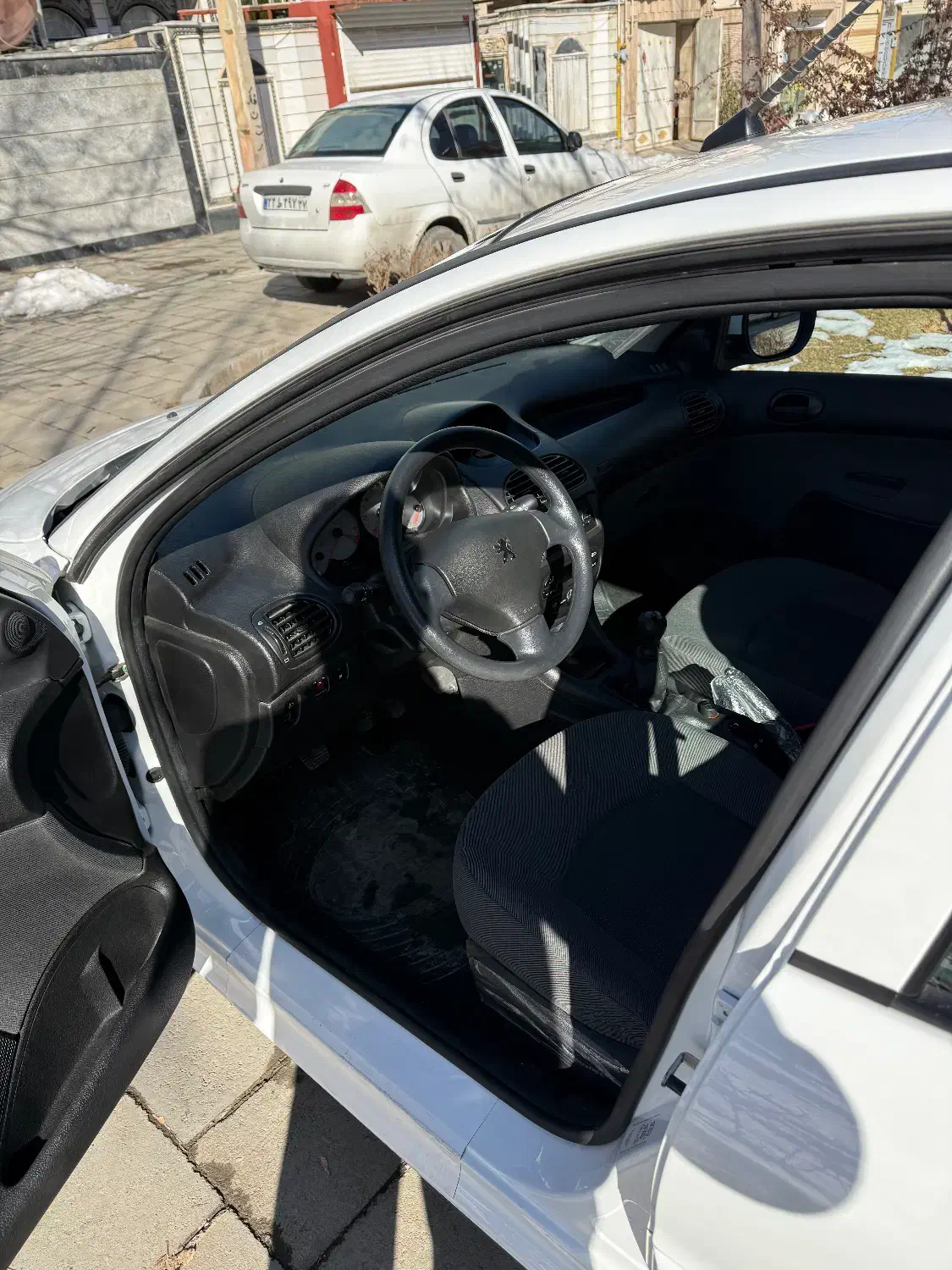 پژو ۲۰۷ مدل ۱۴۰۲|خودرو سواری و وانت|سقز, |دیوار