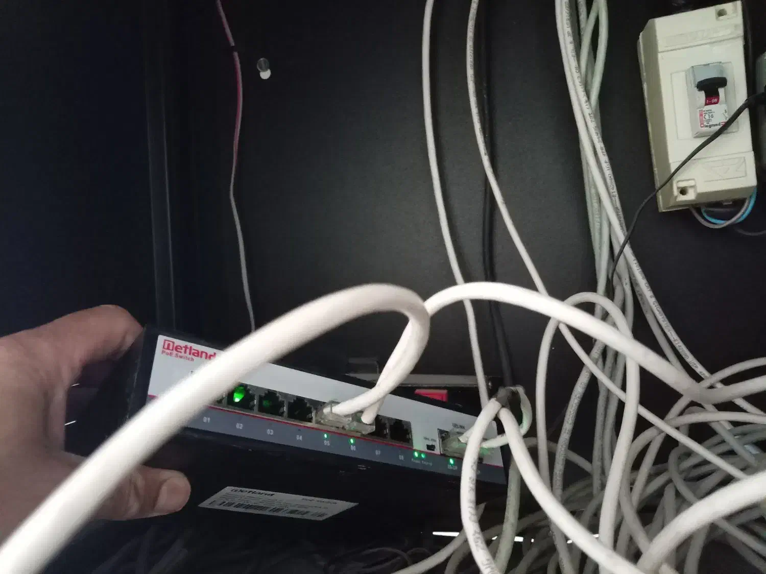 اجرای برق ساختمان|خدمات پیشه و مهارت|بیرجند, |دیوار