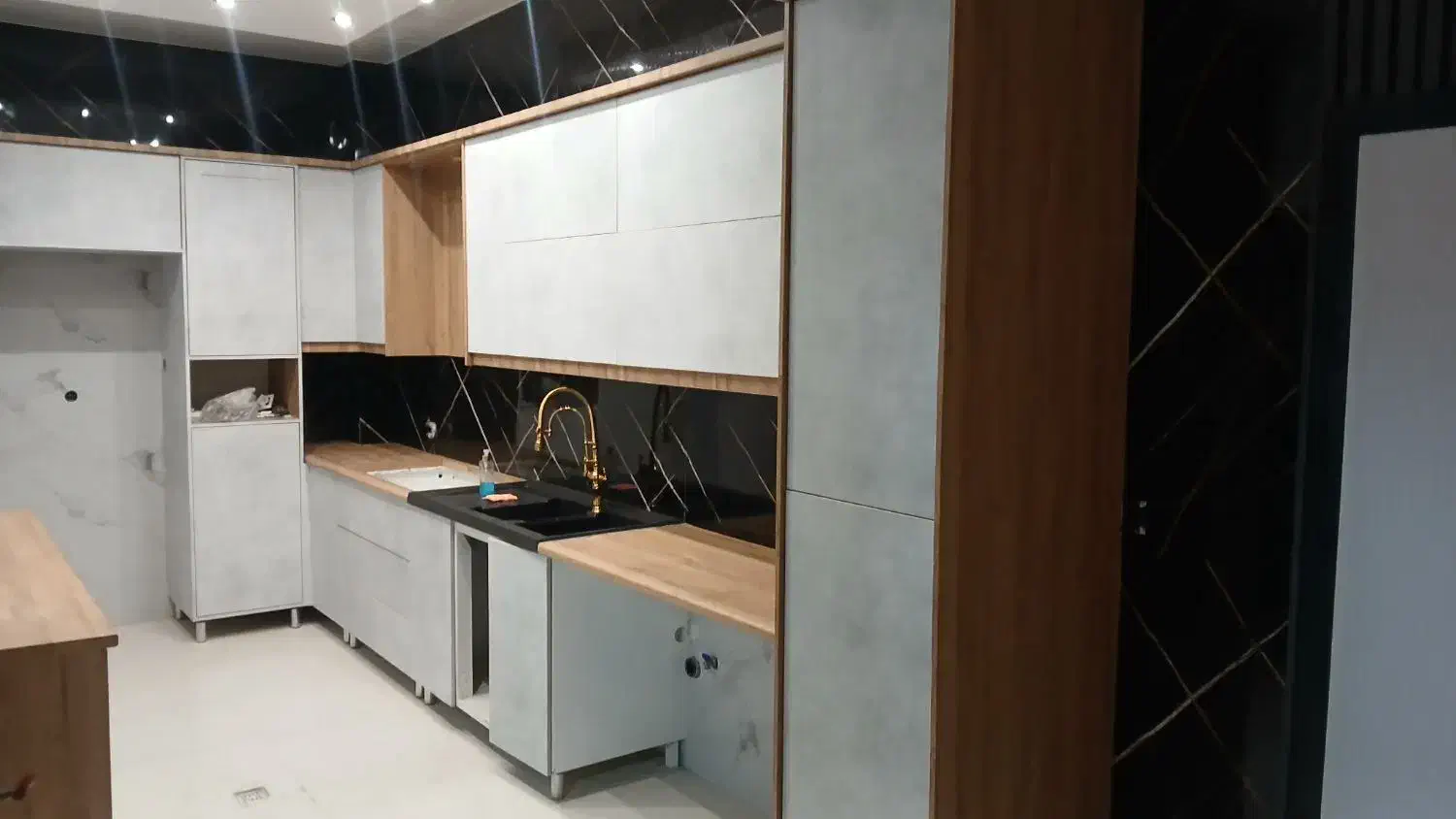 برچسب کابینت . برچسب یخچال. کاغذدیواری. پنل فومی|خدمات پیشه و مهارت|کاشان, عربها|دیوار