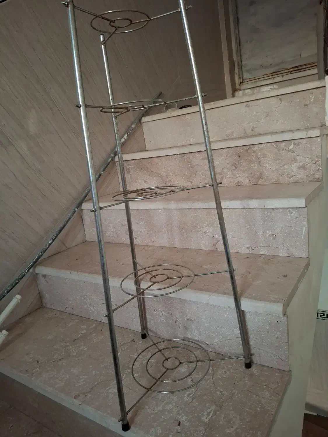 اسنتد قابلمه و سیب زمینی و پیازهرکدام 130تومن|آبچکان و نظمدهنده ظروف|پاکدشت, حصار امیر|دیوار