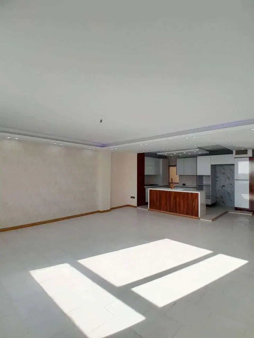 مسکن مهر اجاره|اجارهٔ آپارتمان|شاهینشهر, ۹ دی|دیوار