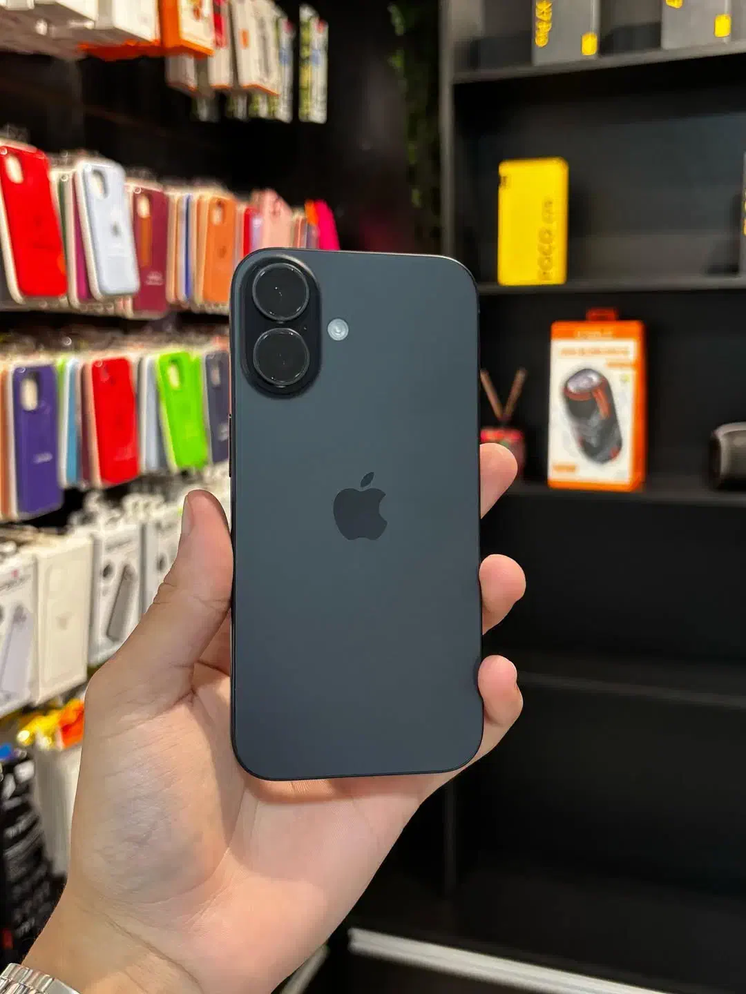 iPhone 16|موبایل|ساری, |دیوار