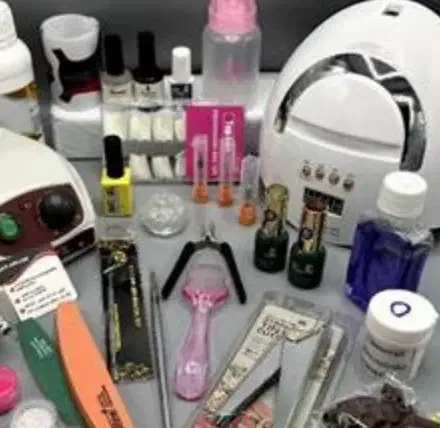 لوازم کاشت ناخن زیر قیمت بازار|آرایشی، بهداشتی، درمانی|شاهین‌شهر, گرگاب|دیوار