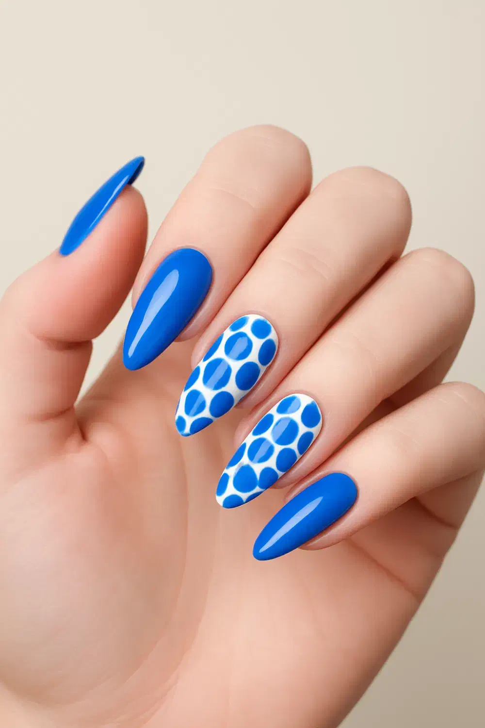 کاشت وترمیم ولمینت ناخن ومدل|خدمات آرایشگری و زیبایی|مشهد, وحید|دیوار