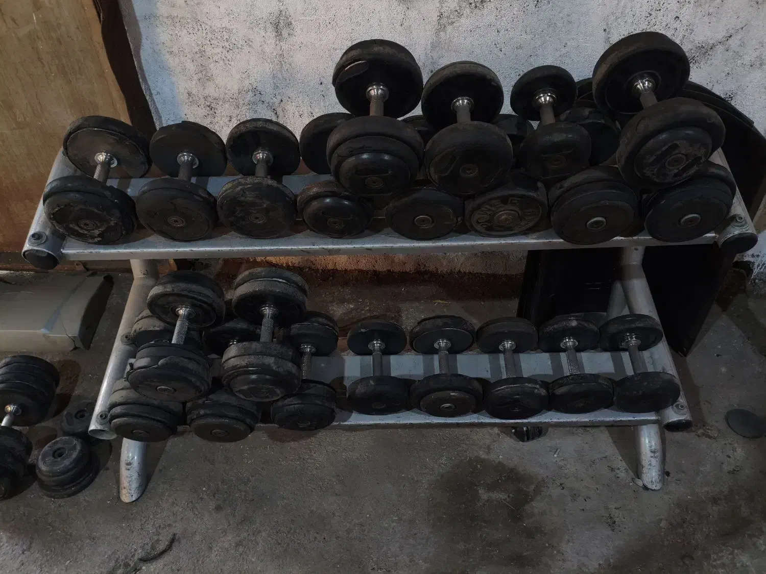 سنگ دمبل کار کرده|تجهیزات ورزشی|مشهد, همت آباد|دیوار