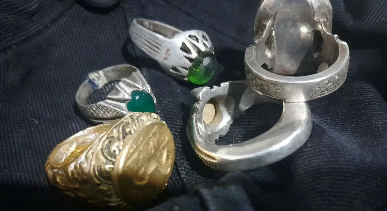 تعداد ۷انگشتر رکاب نقره و یک رکاب برنج. ستساز|زیورآلات و اکسسوری|محمدشهر, شهرک نگین|دیوار