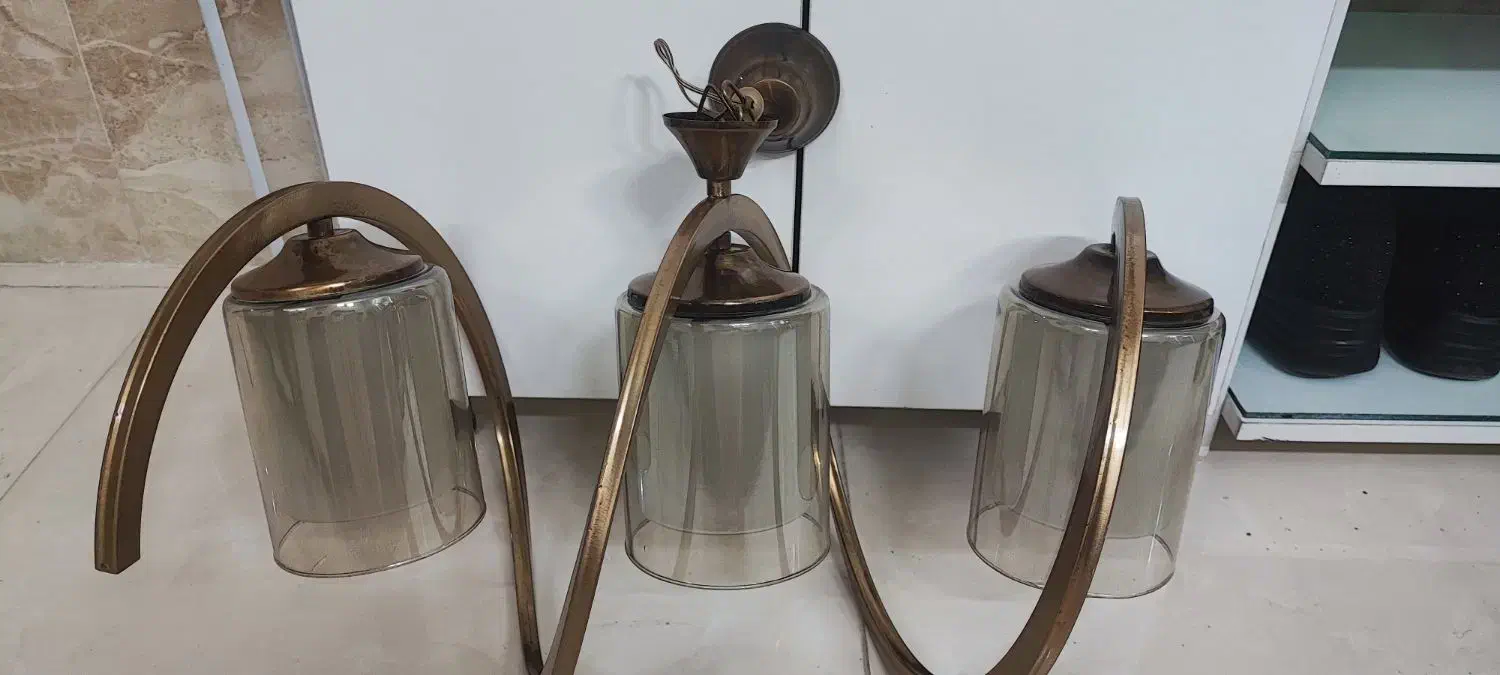 لوستر برنز ۳شاخه|لوستر و چراغ آویز|مشهد, ابوذر|دیوار