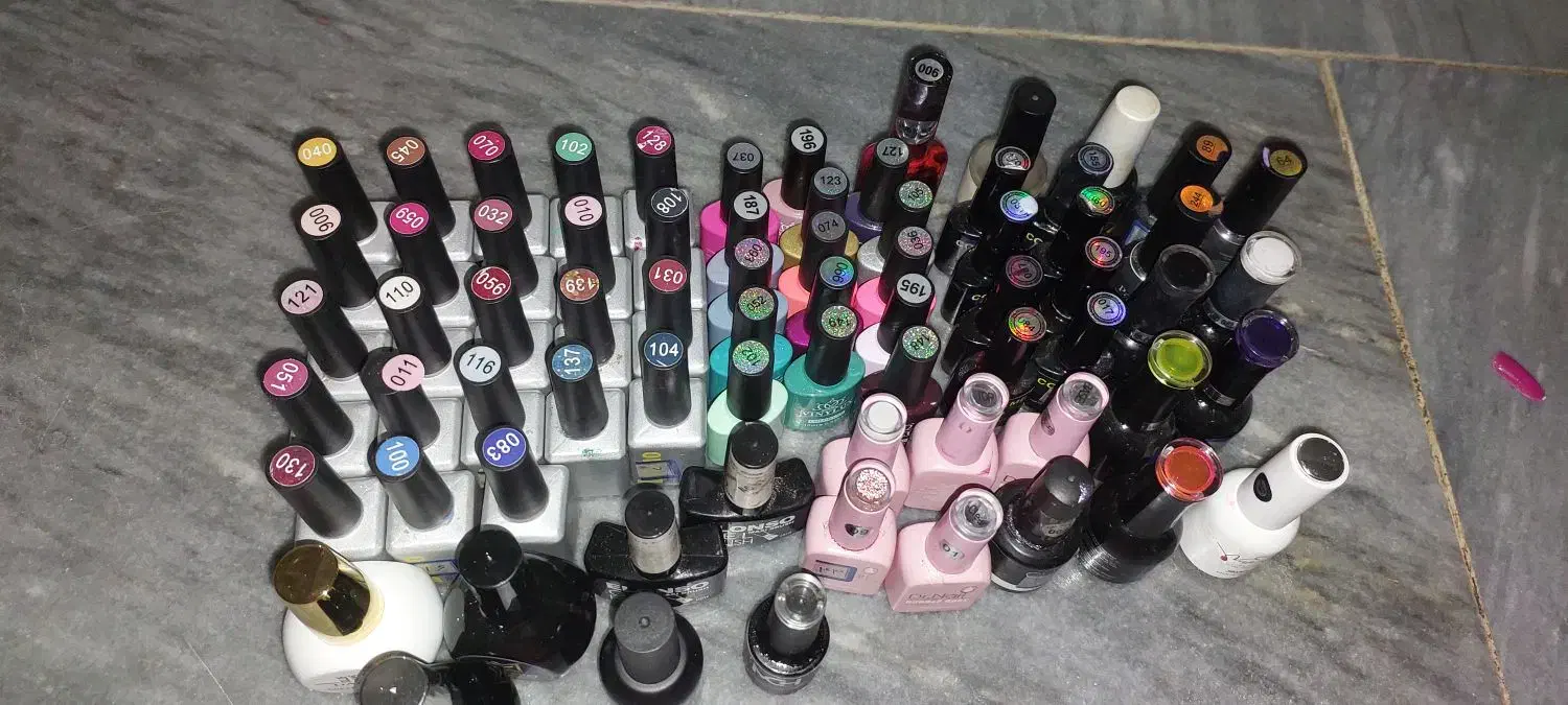 وسایل کامل کاشت ناخن|آرایشی، بهداشتی، درمانی|سنندج, |دیوار