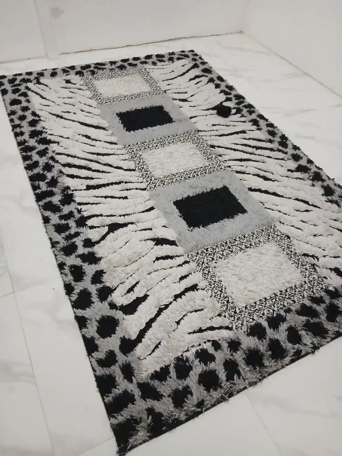 قالیچه ترک خز بلند|فرش|مشهد, کشف|دیوار