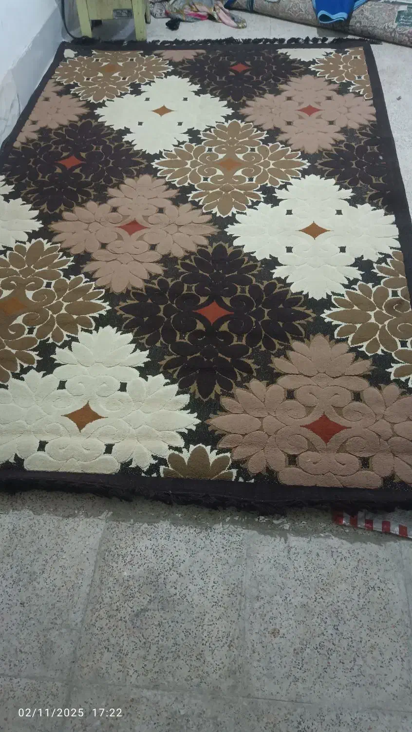 گلیم فرش کرم قهوه ای ۶ متری|گلیم، جاجیم، گبه|همدان, |دیوار