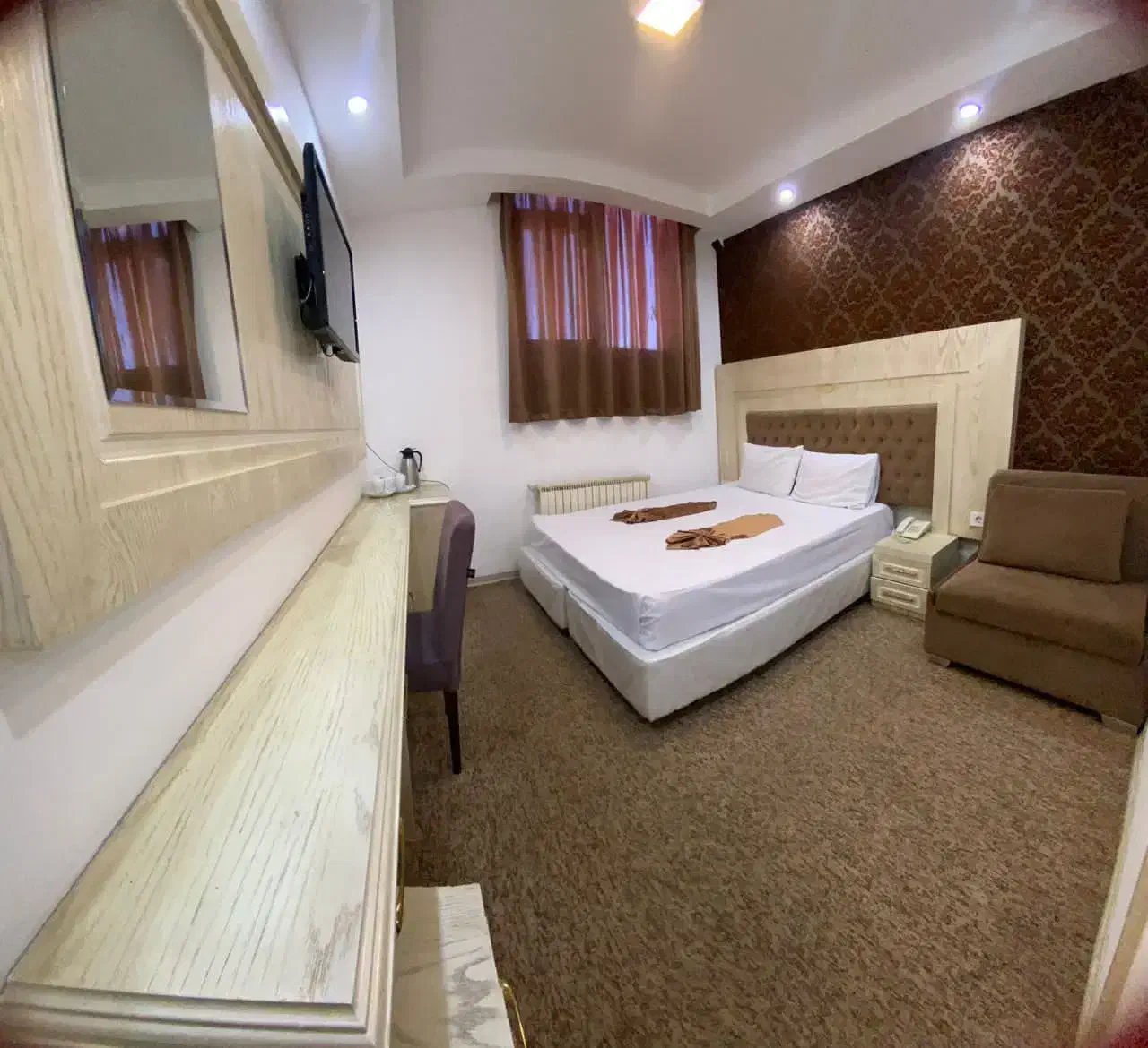 تورکامل مشهد+بلیط+هتل همه روزه|تور و چارتر|کرج, عظیمیه|دیوار