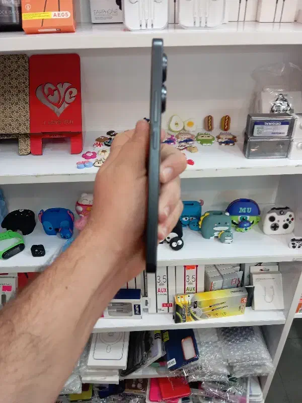 Note13(8/256)|موبایل|شاهین‌شهر, حافظ جنوبی|دیوار