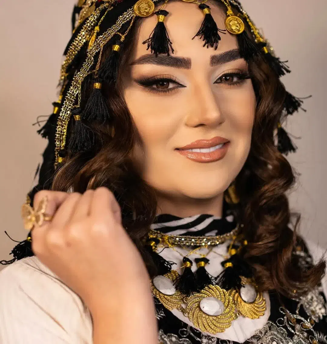 میکاپ vip و cip با بهترین متریال و قیمت|خدمات آرایشگری و زیبایی|قم, زنبیل آباد|دیوار