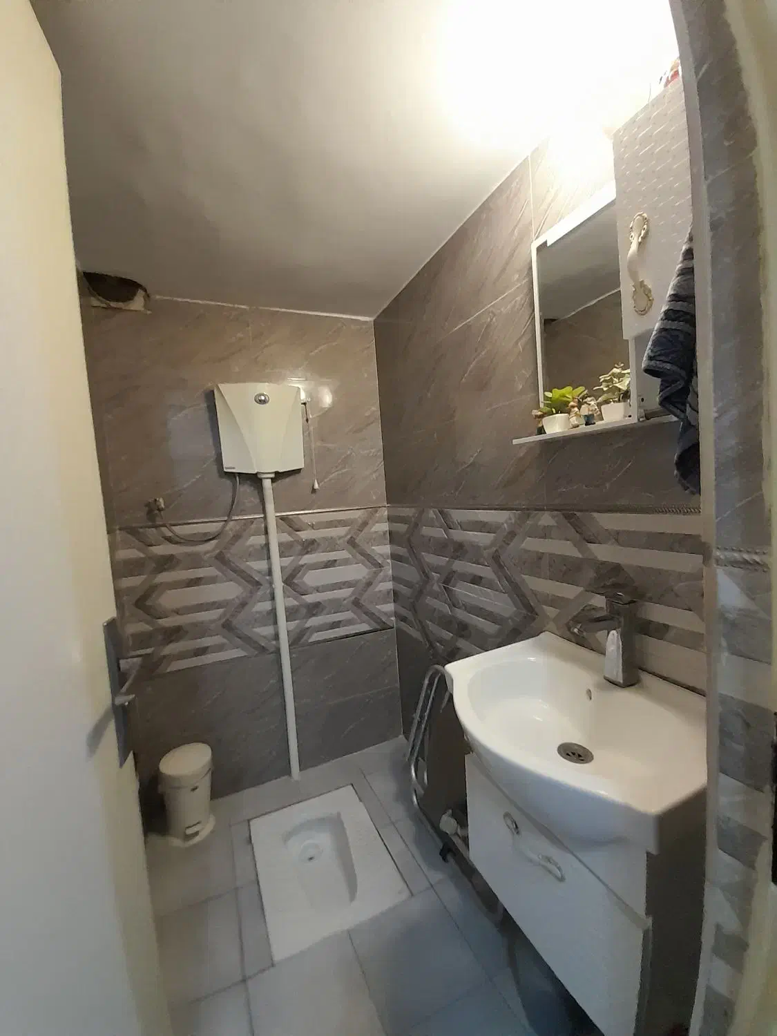 واحد ۳خواب /طبقه اول/ فاز۲|فروش آپارتمان|هشتگرد, فاز ۲ مهستان|دیوار