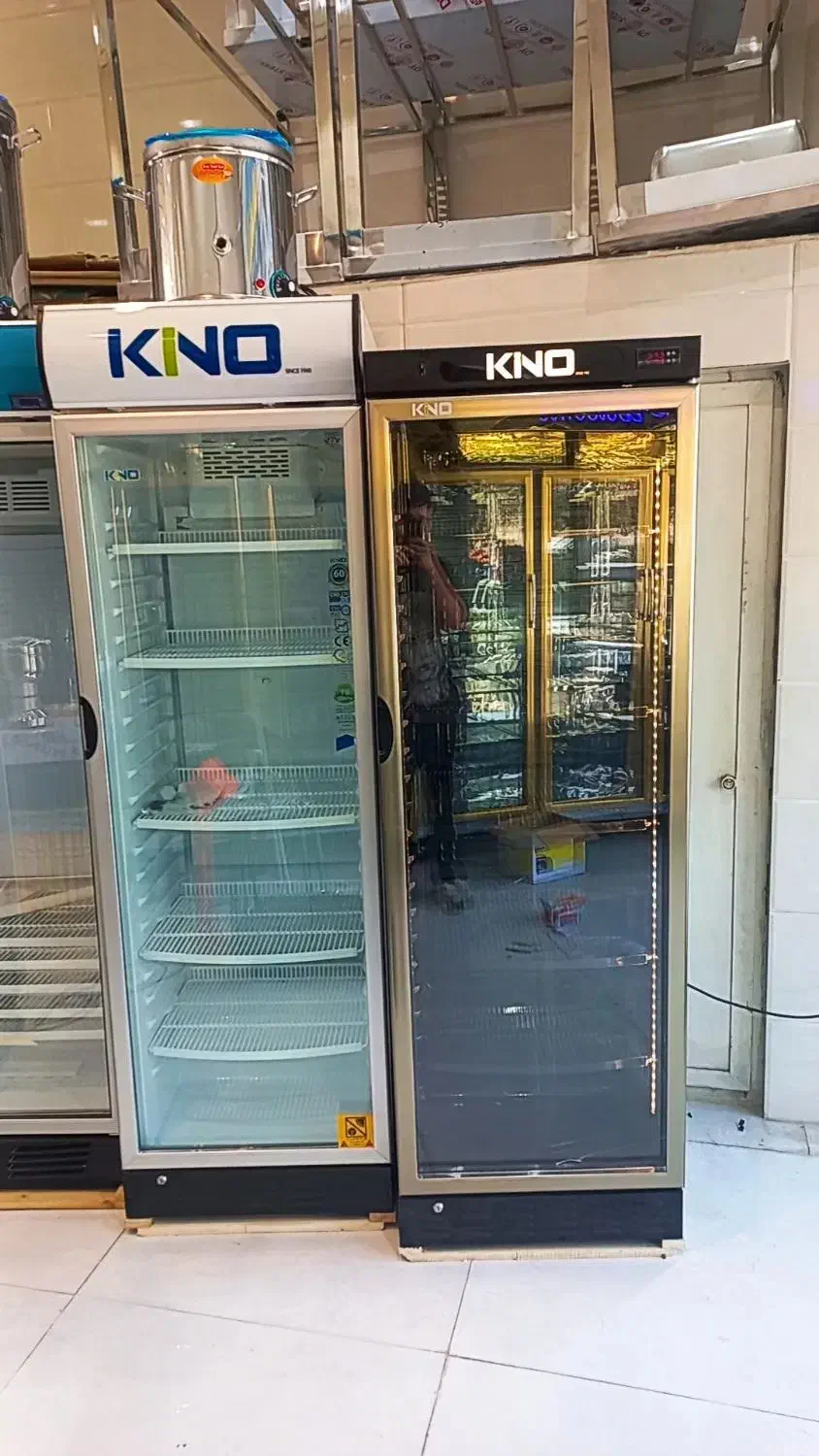 یخچال کینو مشکی|فروشگاه و مغازه|قم, شهرک امام حسین|دیوار