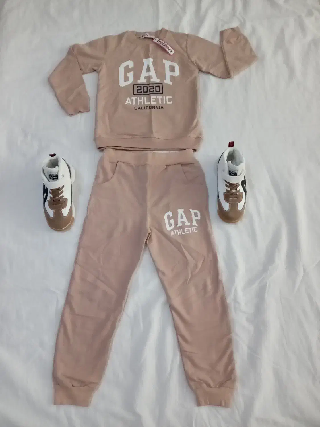 ست بچه گانه|کفش و لباس بچه|رباطکریم, رباطکریم|دیوار