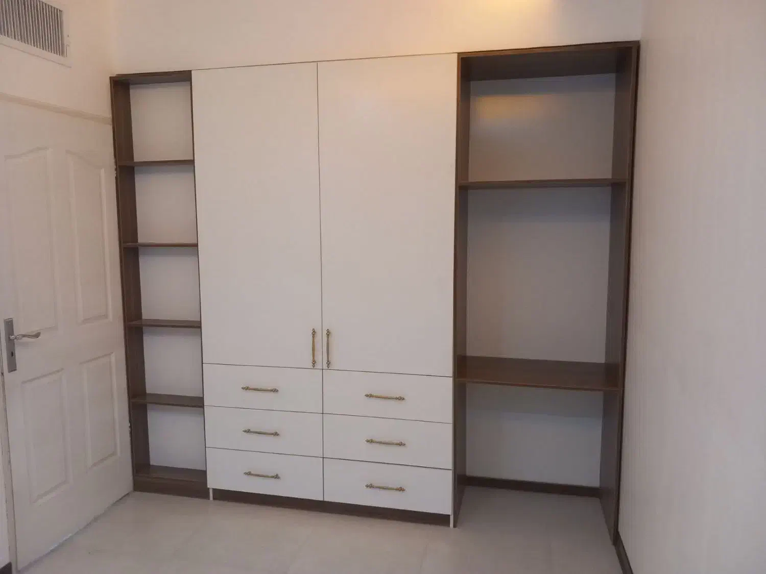 نصاب کابینت وکمددیواری ودکوراسیون و غیره|خدمات پیشه و مهارت|شاهدشهر, |دیوار