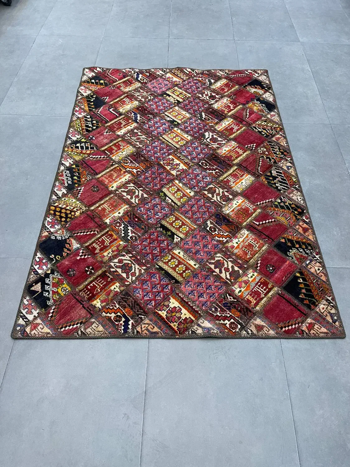 فرش دستباف (بساک)انواع کلاژ و چهل تیکه زیبا|فرش|مشکیندشت, |دیوار