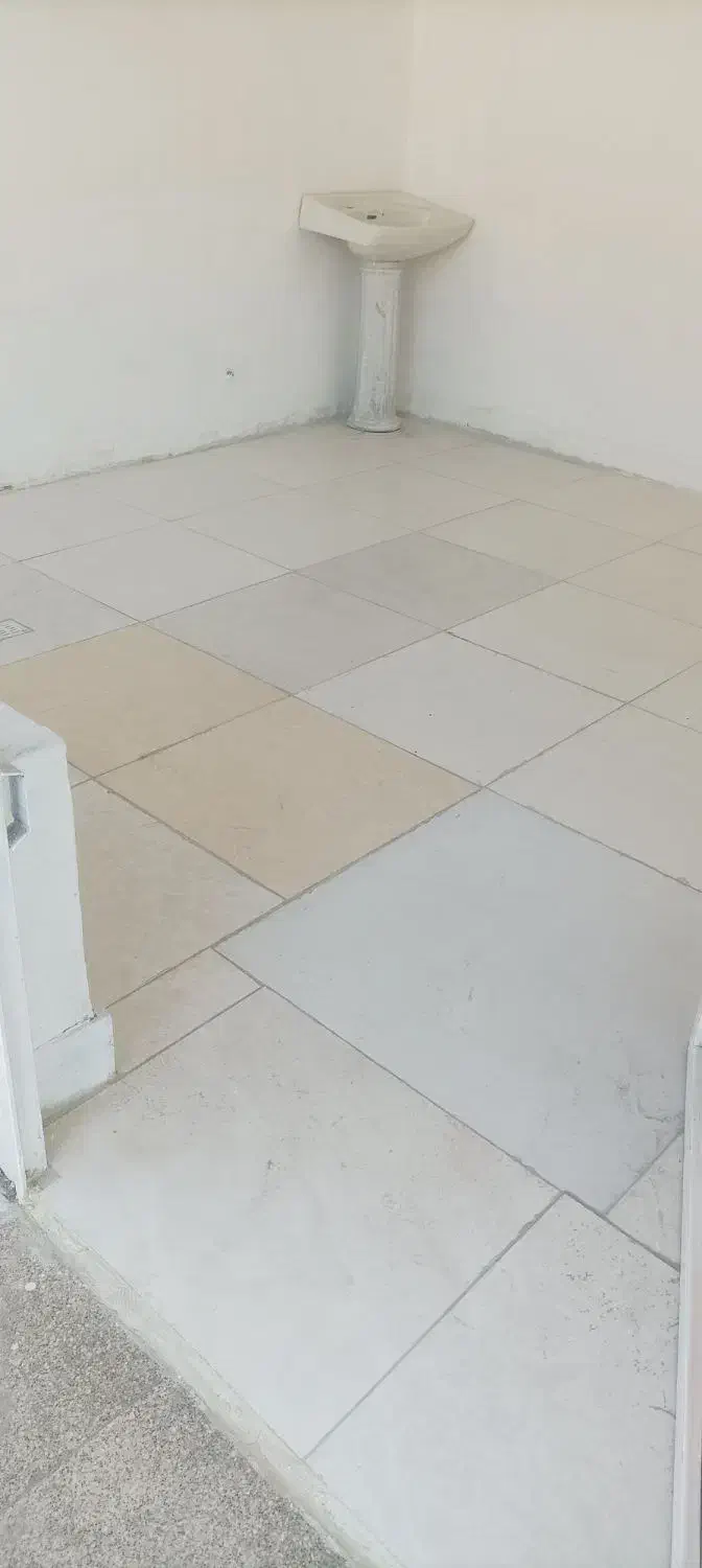 فروش مغازه۱۷متری ب۴|فروش مغازه و غرفه|فولادشهر, B4|دیوار