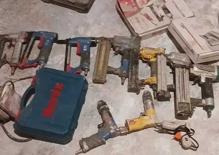 فروش ابزار نجاری منگنه اسکامیخ سنباده بادی|ابزارآلات|اسلام‌شهر, زرافشان|دیوار