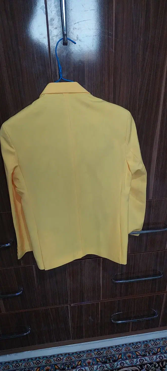 کت تک درجه یک 2عددمجلسی وتازه نونو فقط کوچک شده|لباس|قروه, |دیوار