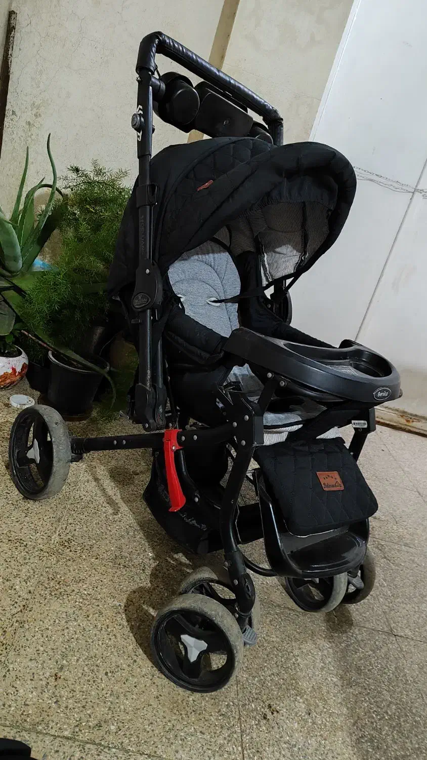 کالسکه کریر گهواره نوزاد در حد نو|کالسکه و لوازم جانبی|لاهیجان, آهندان|دیوار