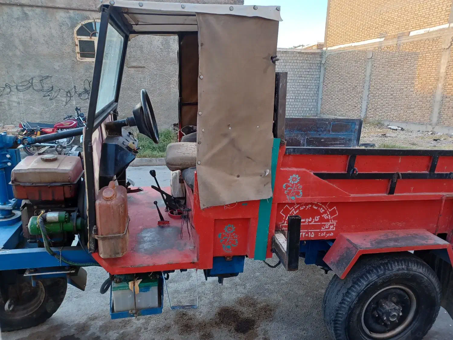 سه چرخه (دامپر)شاسی ۱۰توپر جک جفت بازو|خودرو سنگین|اشنویه, |دیوار