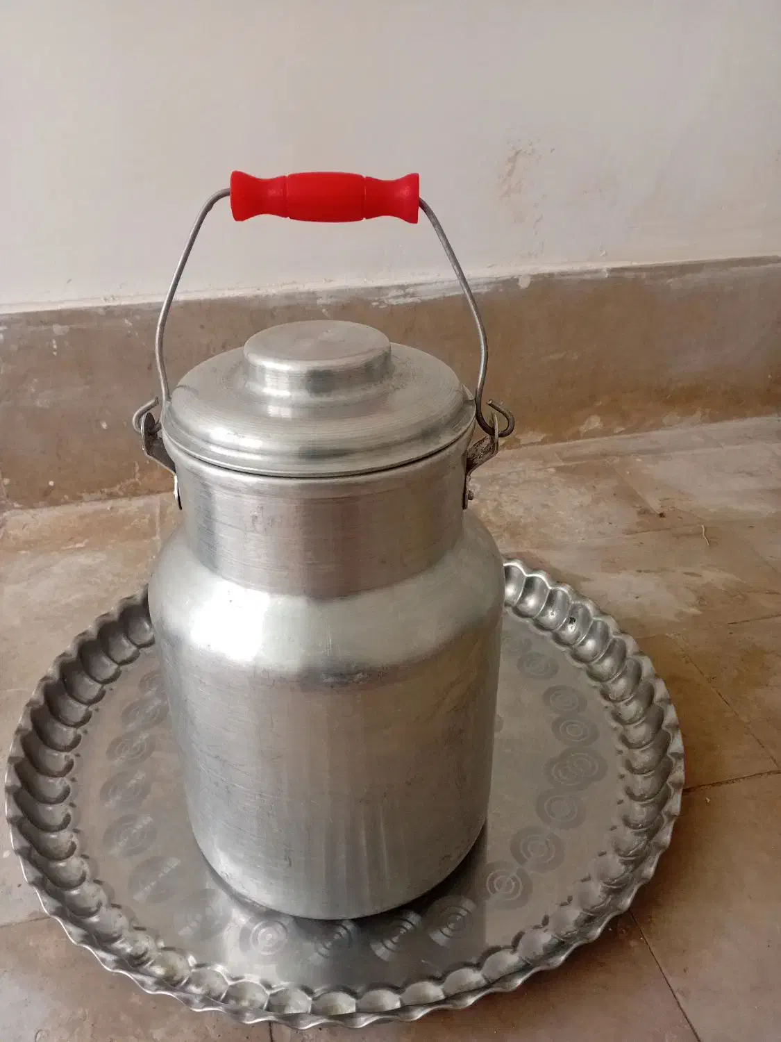 ظرف نگهداری روغن یا شیر دوسایز|ظروف نگهدارنده، پلاستیکی، یکبارمصرف|مشگین شهر, |دیوار