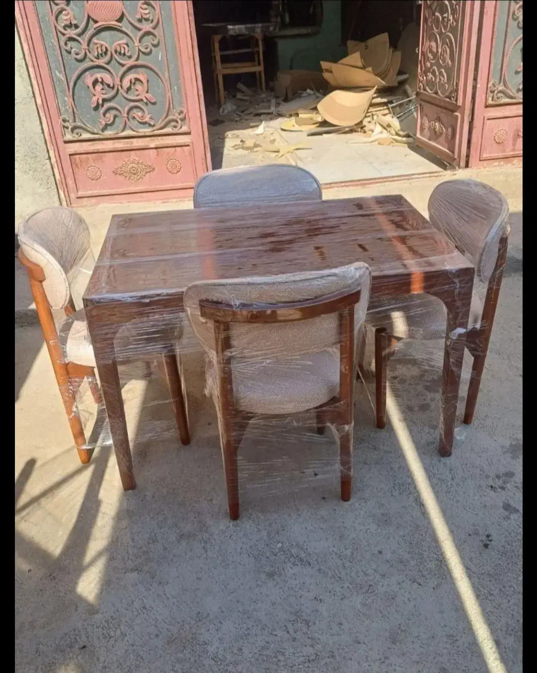 میز نهارخوری|میز و صندلی غذاخوری|شهرکرد, |دیوار