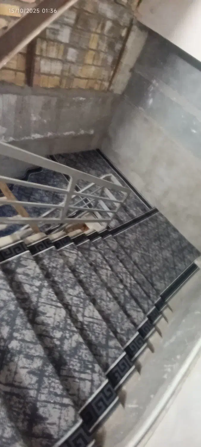 نصب موکت و فروش فرش و موکت و کناره|موکت|قم, قلعه یزدیها|دیوار