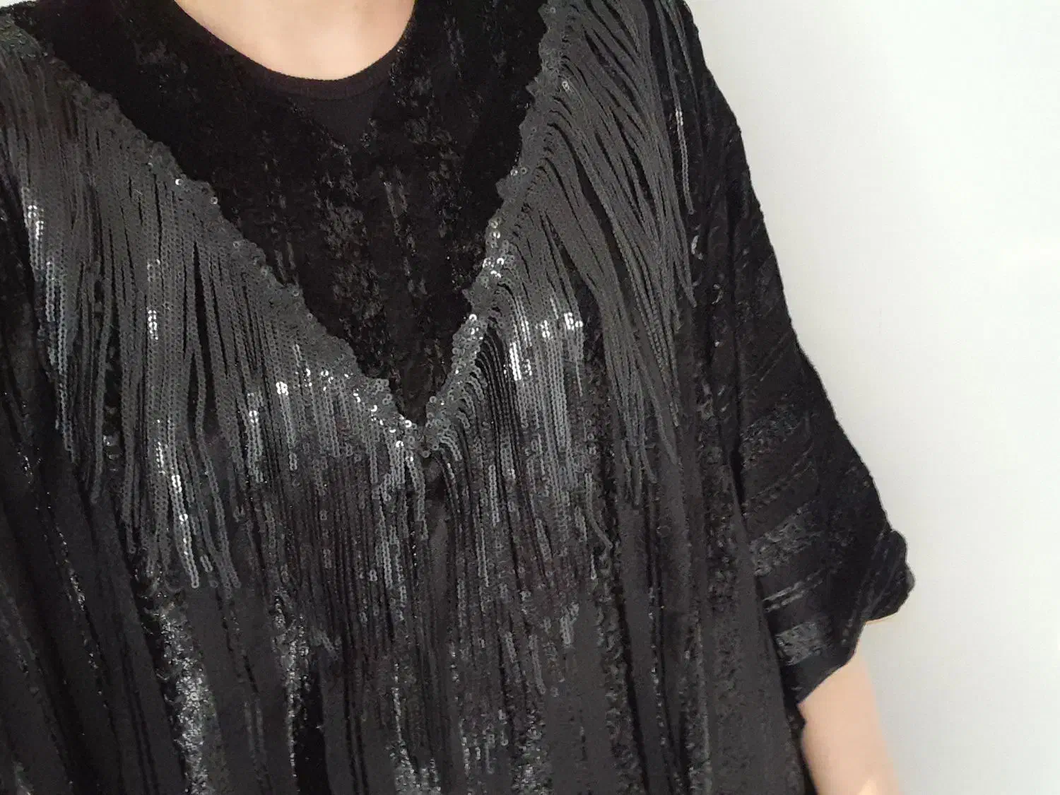 مانتو|لباس|اهر, |دیوار