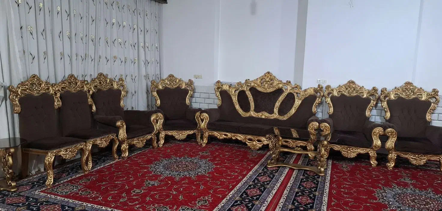 مبل سلطنتی ۹نفره|مبلمان خانگی و میز عسلی|مبارکه, |دیوار