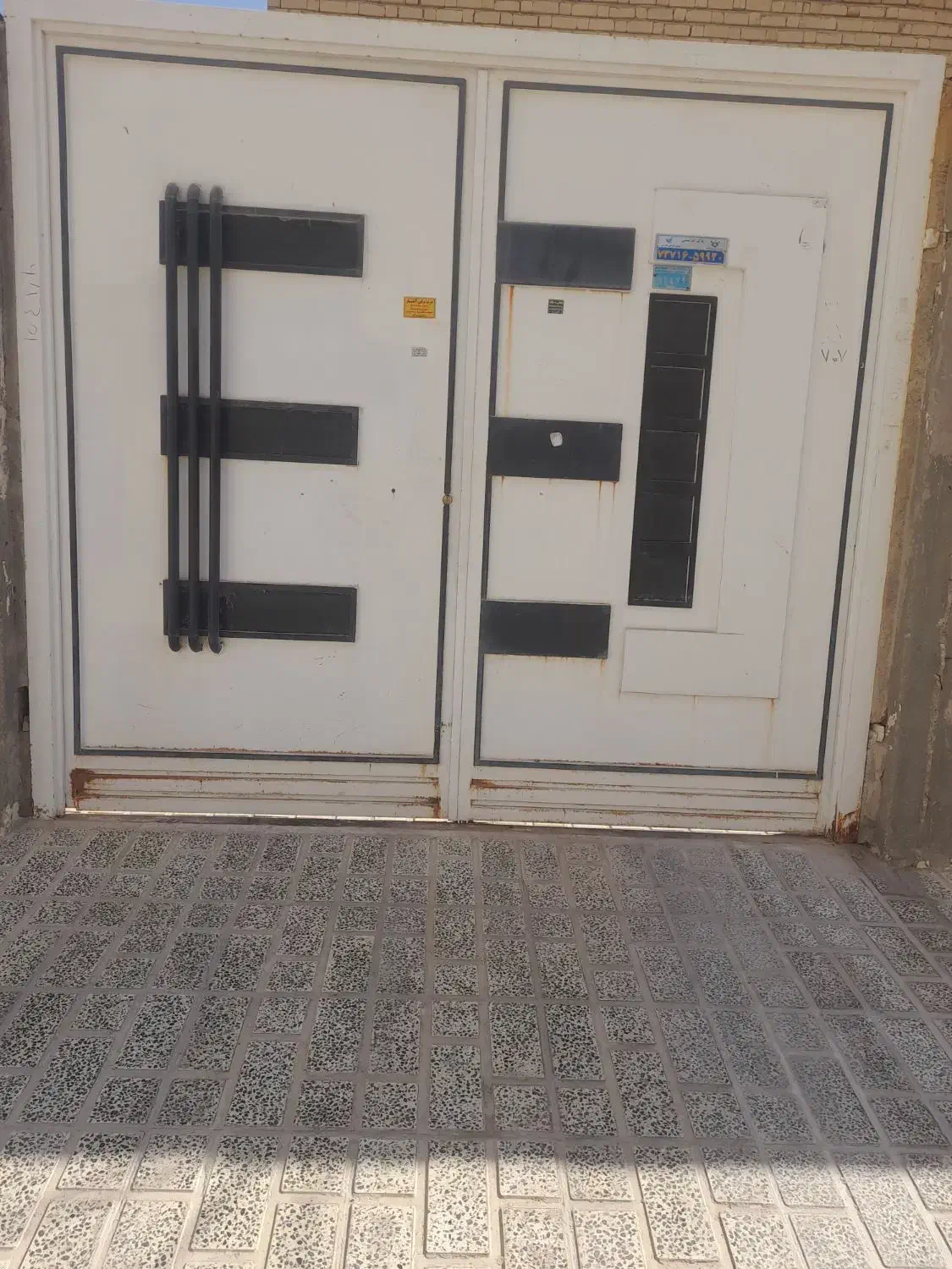 درب حیاط|مصالح و تجهیزات ساختمان|مرودشت, فاز دوم شهرک فرهنگیان|دیوار