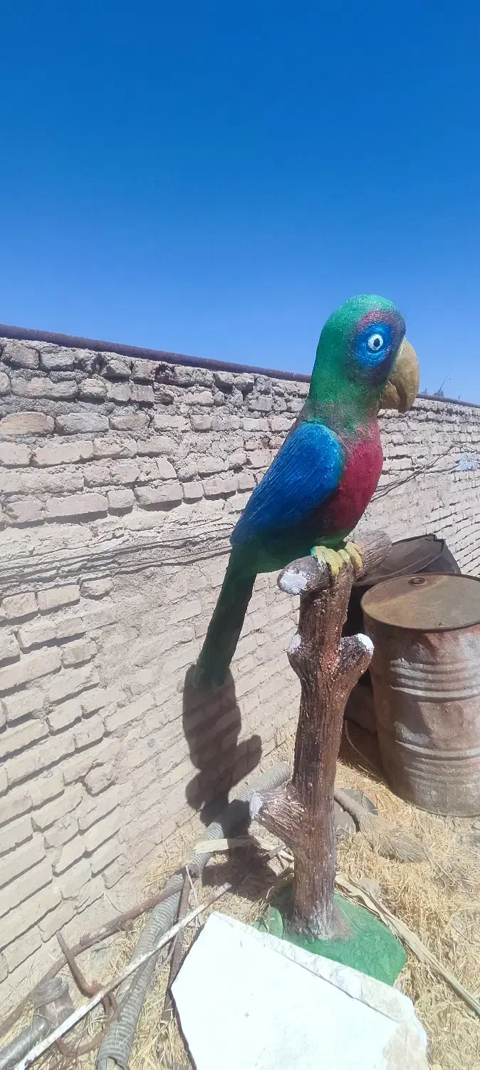 مجسمه سیمانی|مجسمه، تندیس، ماکت|شیراز, شهرک مطهری|دیوار