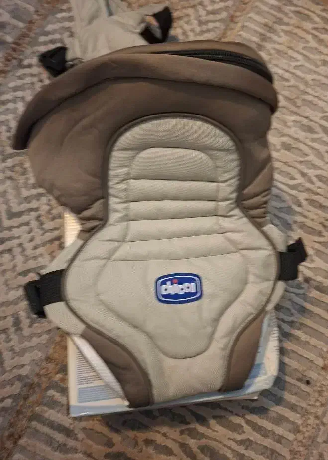 آغوشی بچه|کالسکه و لوازم جانبی|تهران, قیام|دیوار