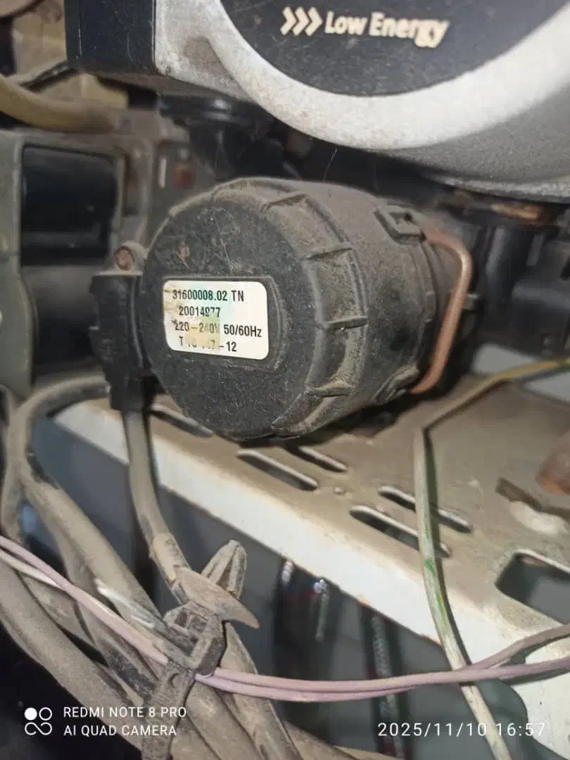 تعمیرات،اسید شویی ،نصب انواع شوفاژ|آبگرمکن، پکیج، شوفاژ|ایذه, |دیوار