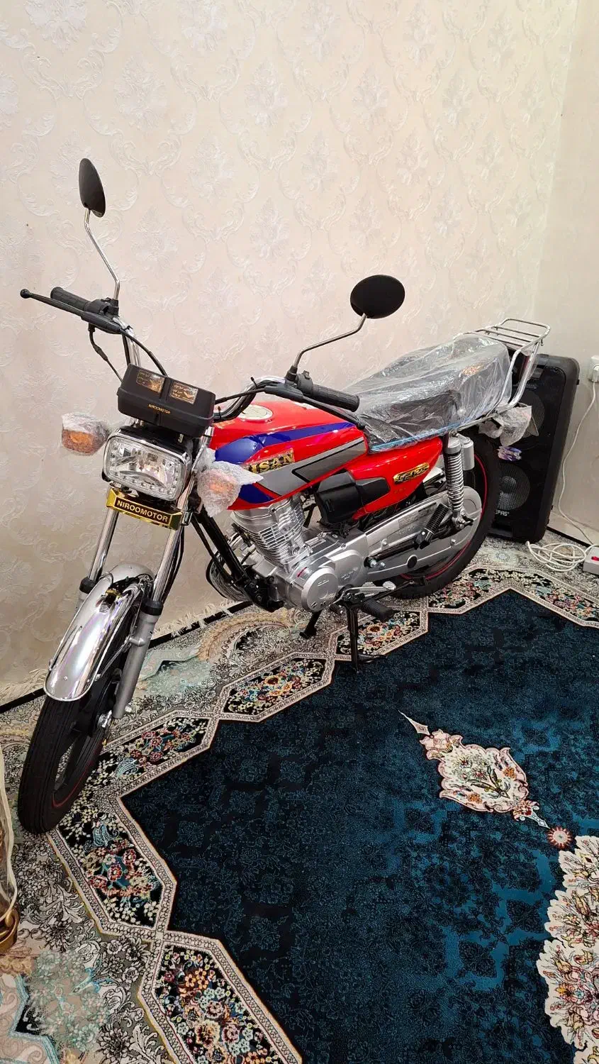 هندا ۱۲۵ صفر کیلومتر|موتورسیکلت|شیراز, تندگویان|دیوار