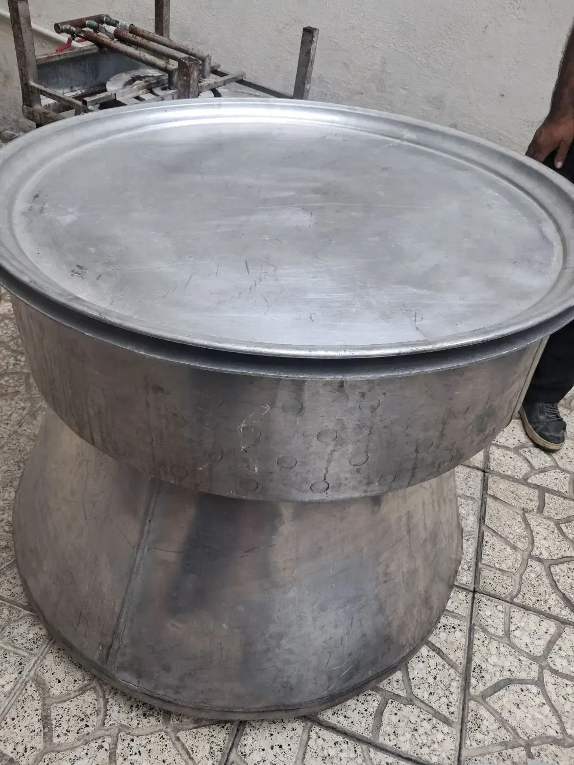 پاتیل  هیتی. بسیار زخیم و سنگین  با درب|ظروف پخت‌وپز|تهران, وصفنارد|دیوار