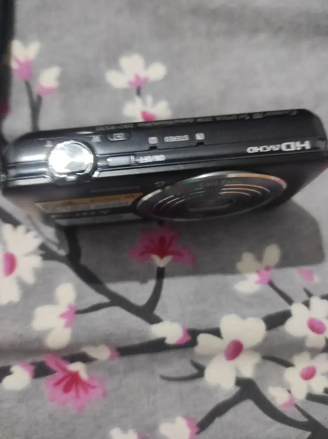 دوربین|دوربین عکاسی و فیلم‌برداری|کارون, |دیوار