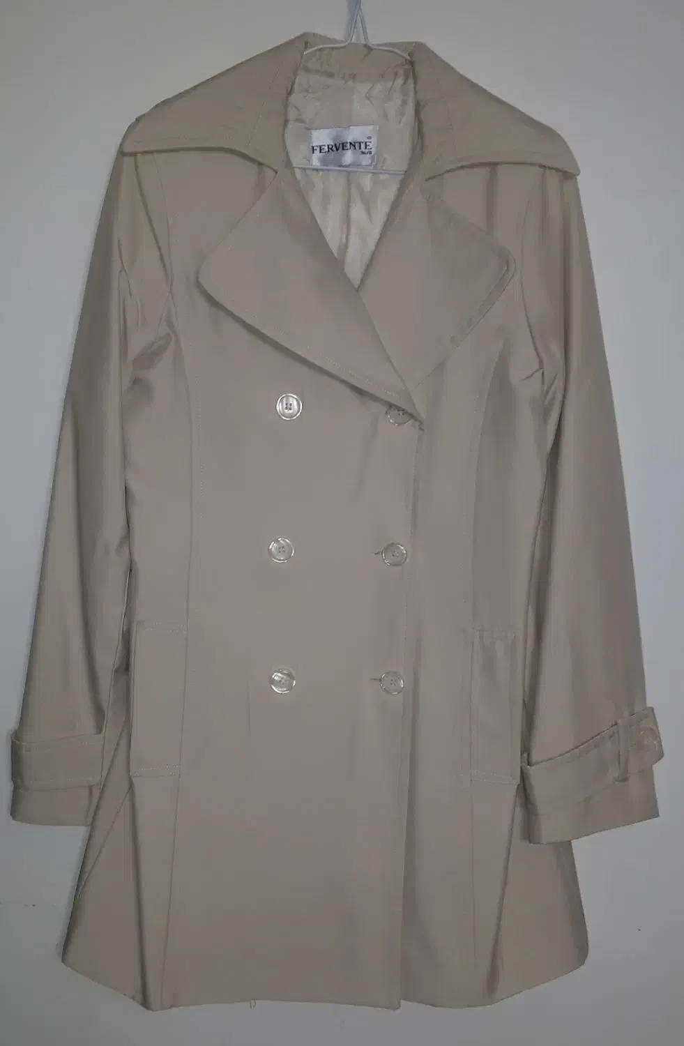 پالتو و بافت زنانه در حد نو|لباس|دماوند, گیلاوند|دیوار