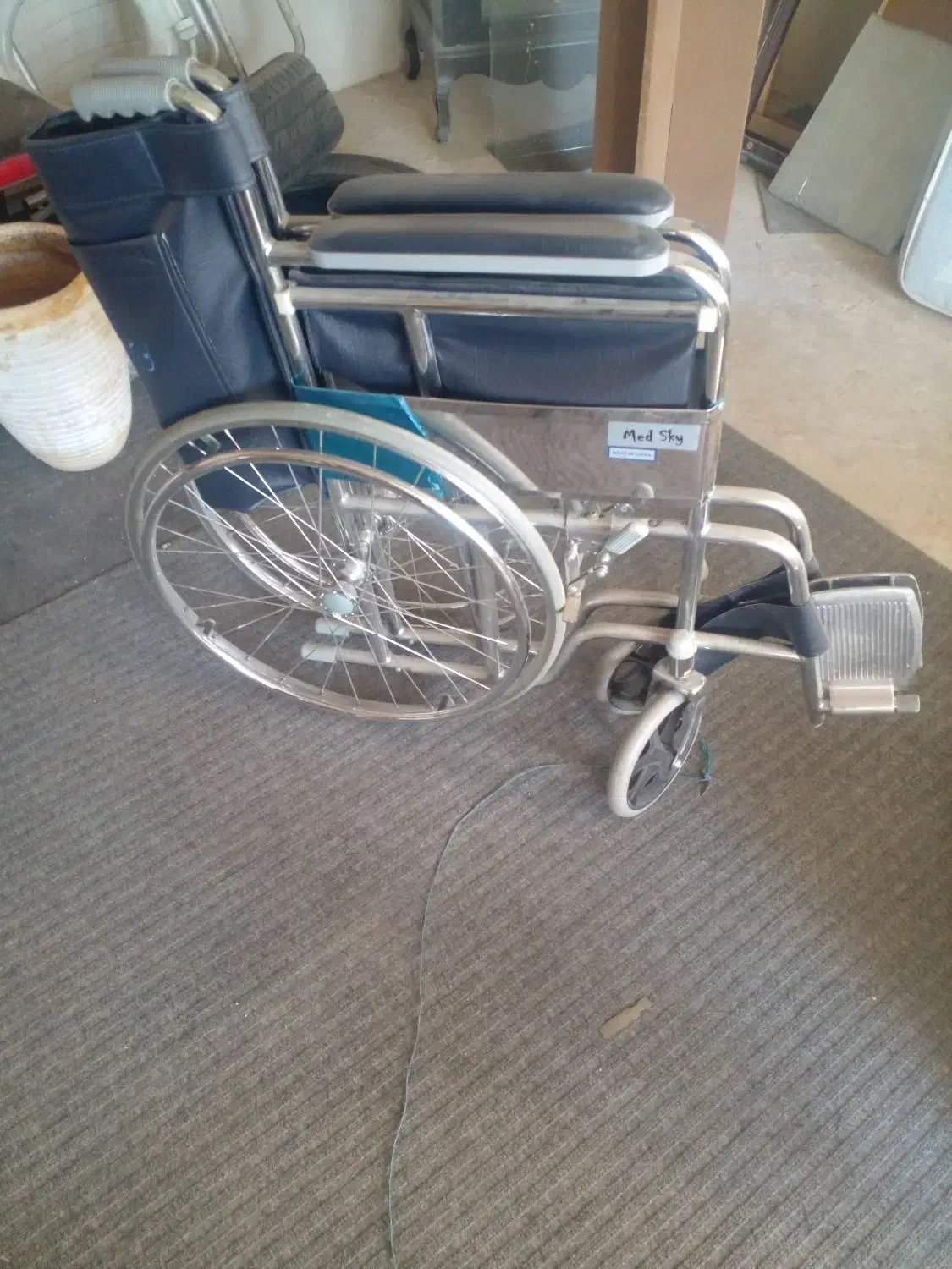 فروش ویلچر|آرایشی، بهداشتی، درمانی|اراک, |دیوار