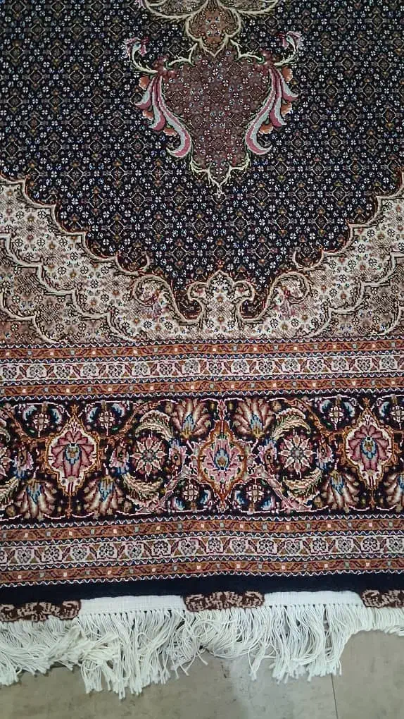 جفت 9 متری خوی|فرش|رشت, آزادگان|دیوار