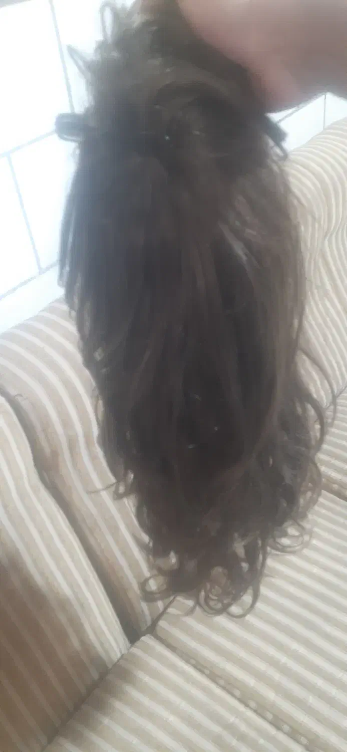 کلاه گیس بلند بدون استفاده کاملا نو قیمت پایین زدم|آرایشی، بهداشتی، درمانی|کرمان, |دیوار