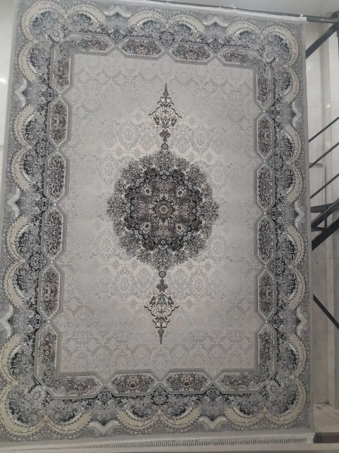 فروش فرش۹متری اکرولیک|فرش|بروجرد, |دیوار