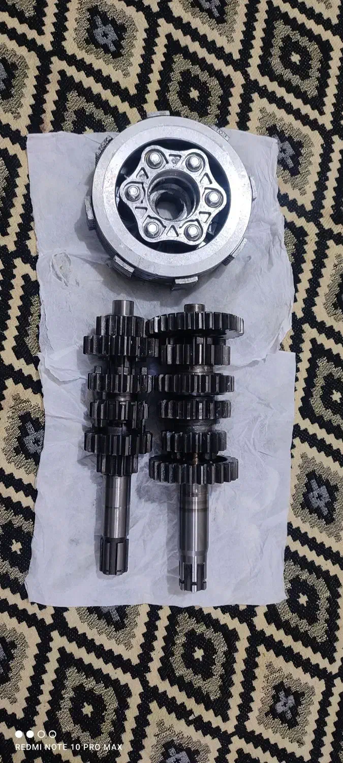 لوازم موتور سیکلت گیربکس ودیکس صفحه|قطعات یدکی و لوازم جانبی|دورود, |دیوار