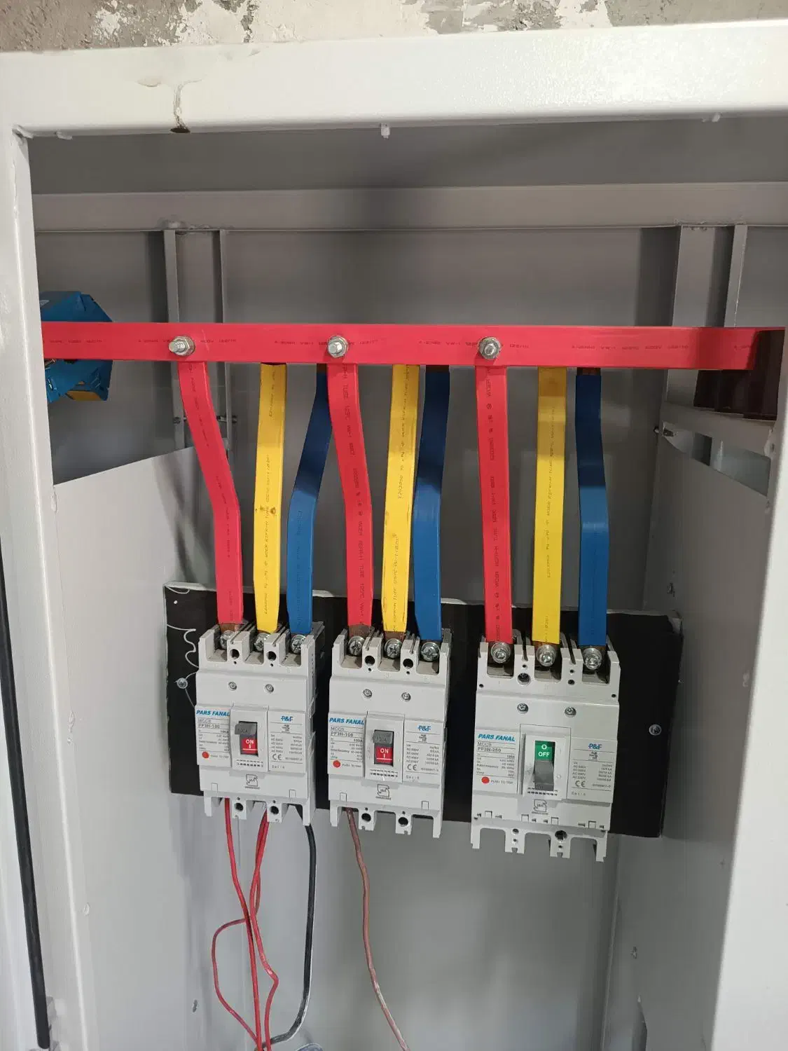 برقکار ساختمان و صنعتی|خدمات پیشه و مهارت|بهبهان, |دیوار